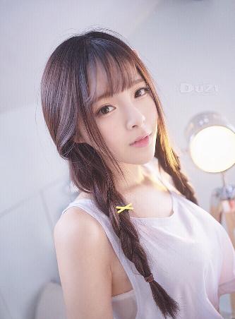 惊爆！少妇献身HD中字背后隐藏着什么秘密？