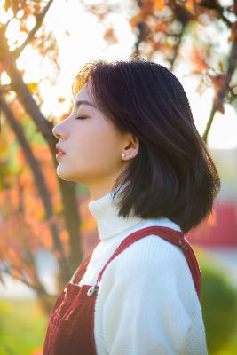 三年在线观看免费？高清完整版中文资源哪里找？！